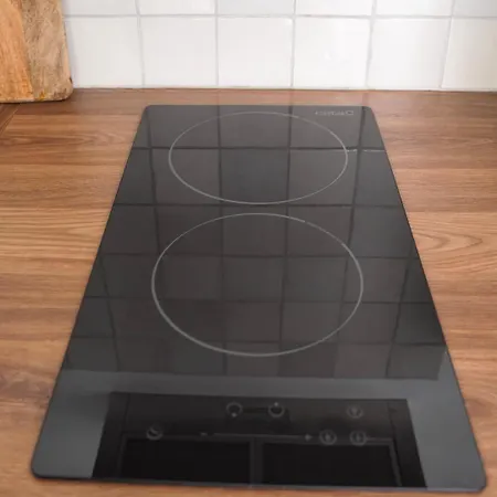 아파트 Au Bord De La *